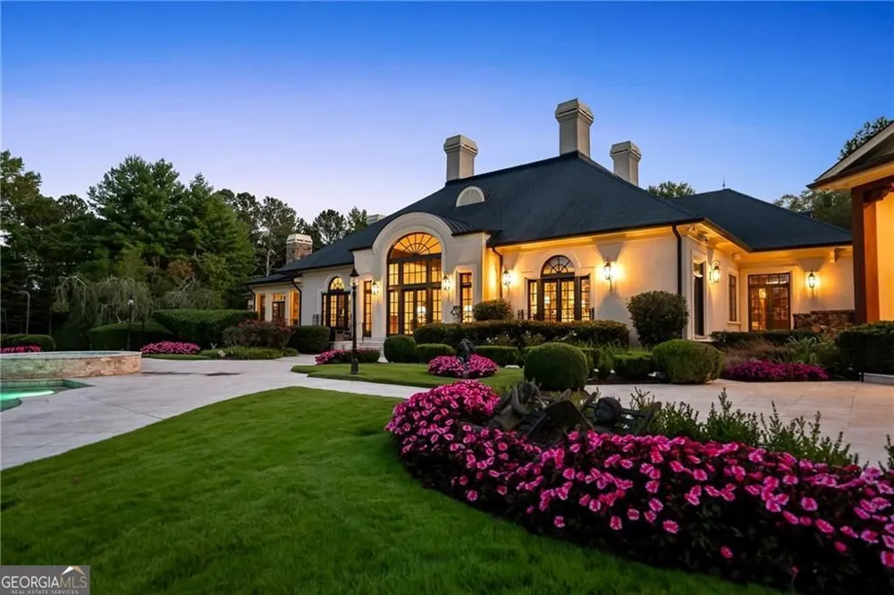 811 Hawks Nest CT Ball Ground, GA 30107