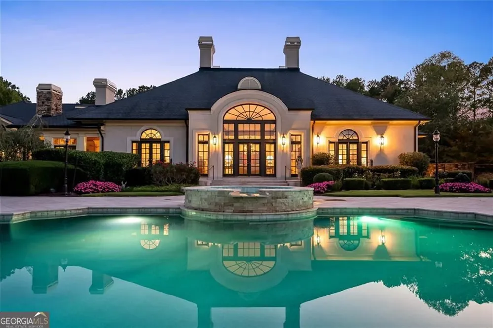 811 Hawks Nest CT Ball Ground, GA 30107