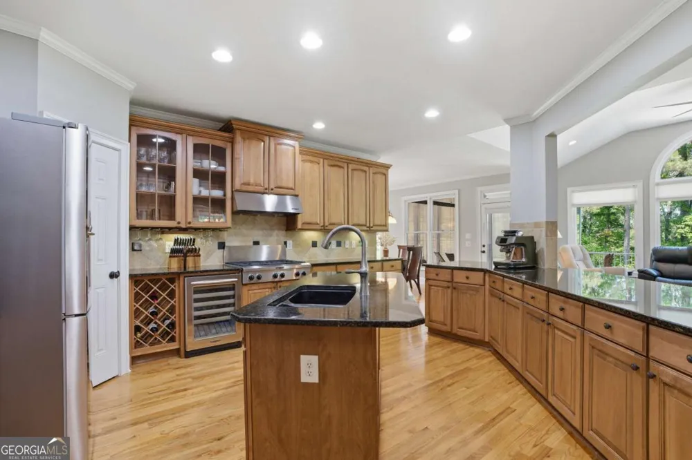 29 Crolley LN White, GA 30184