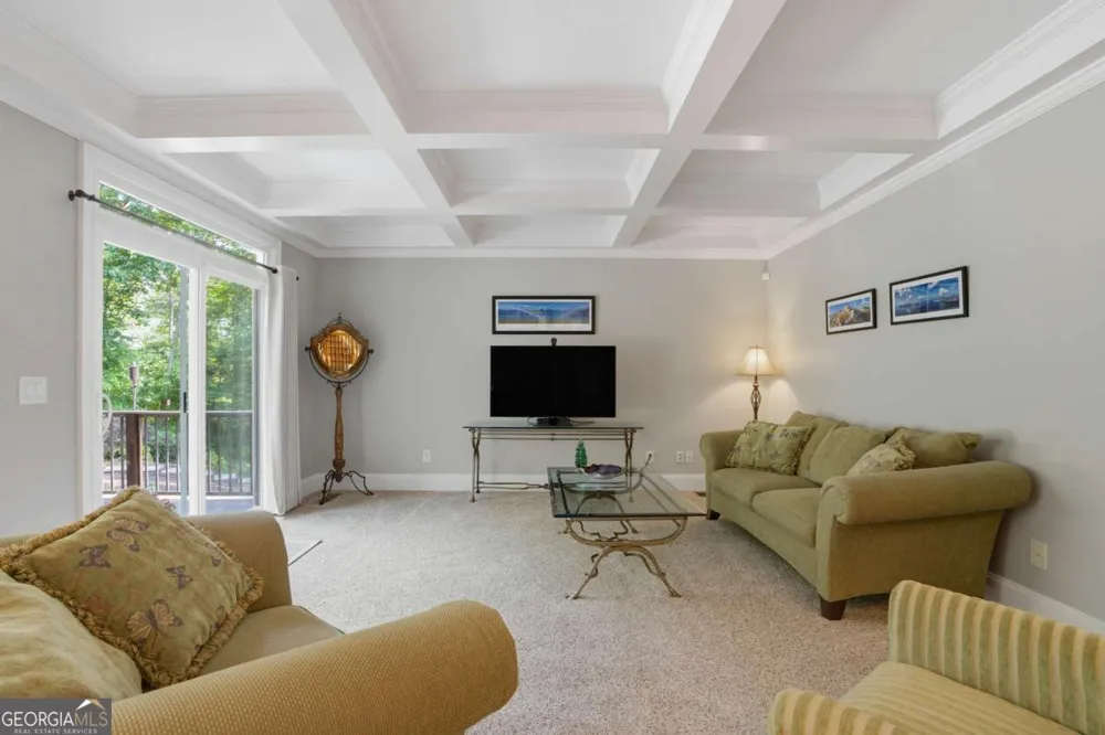 29 Crolley LN White, GA 30184