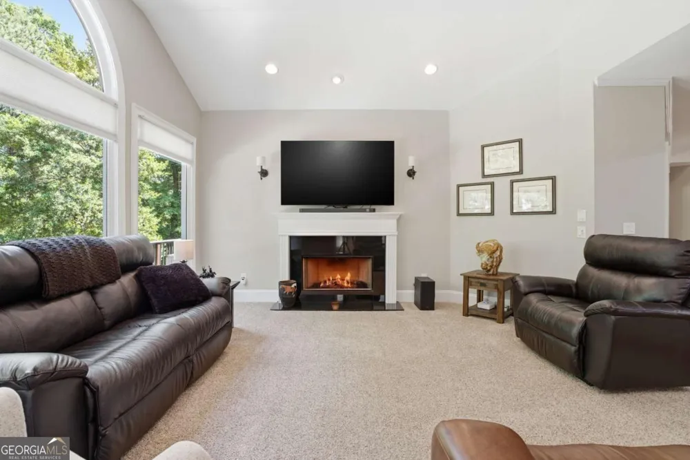 29 Crolley LN White, GA 30184