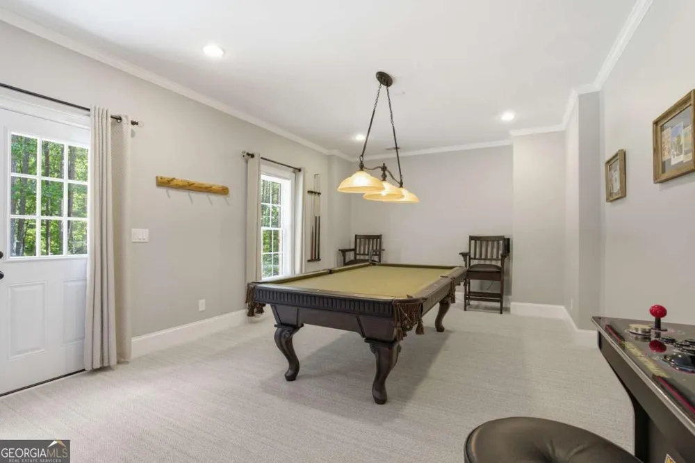 29 Crolley LN White, GA 30184