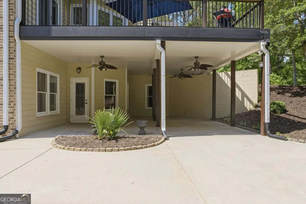29 Crolley LN White, GA 30184