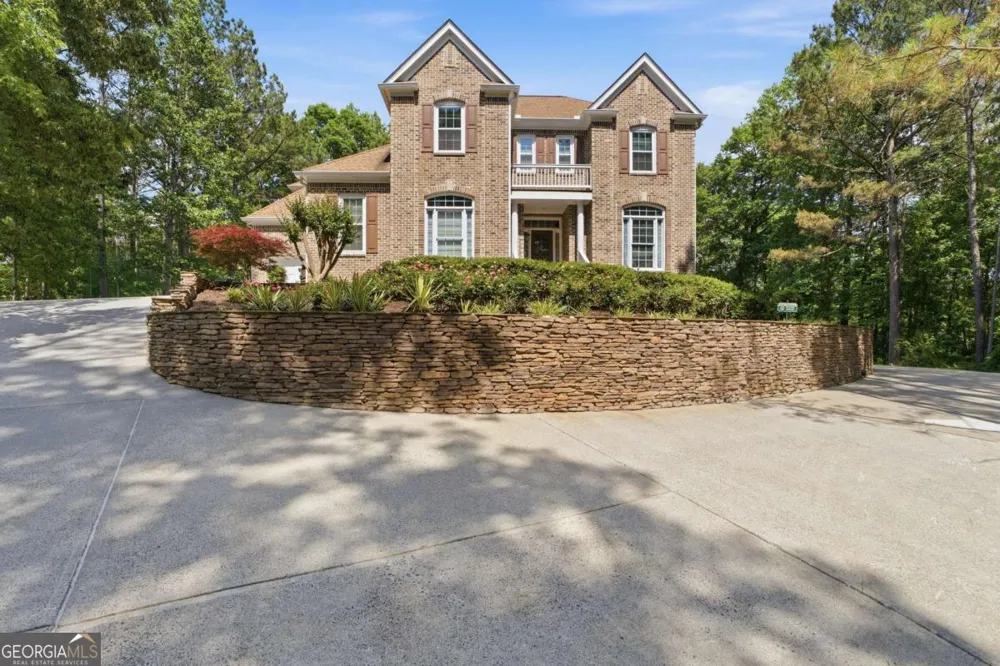 29 Crolley LN White, GA 30184