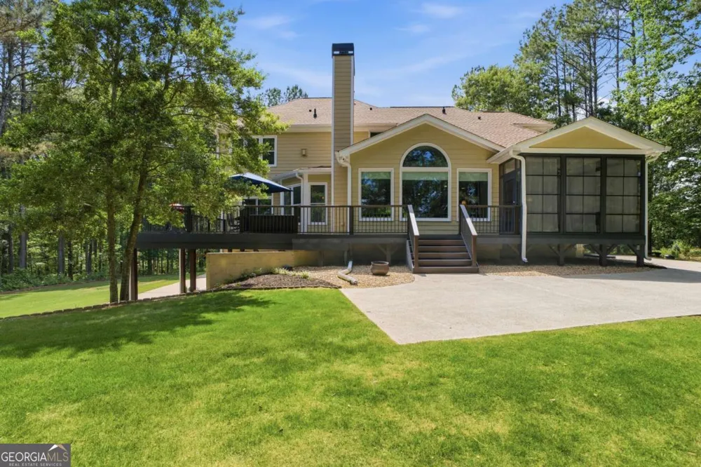 29 Crolley LN White, GA 30184