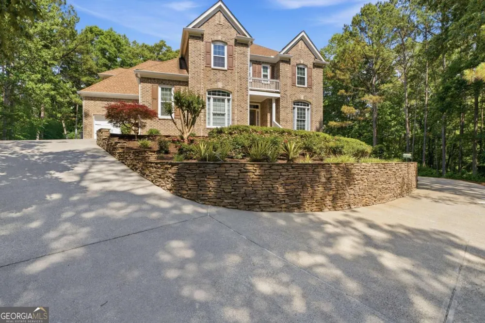 29 Crolley LN White, GA 30184