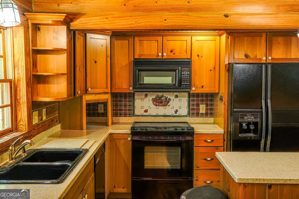 838 Buford Carey RD Hull, GA 30646