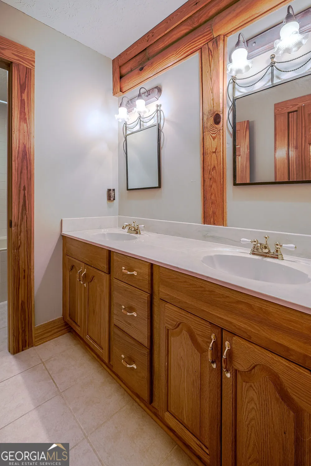 838 Buford Carey RD Hull, GA 30646