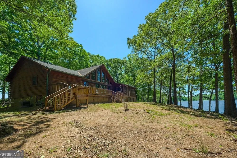 838 Buford Carey RD Hull, GA 30646
