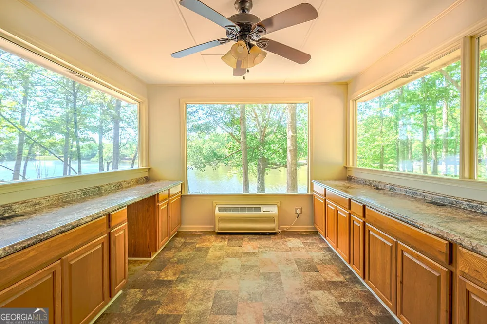 838 Buford Carey RD Hull, GA 30646