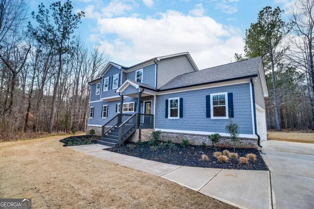 1021 Pointe S Tignall, GA 30668