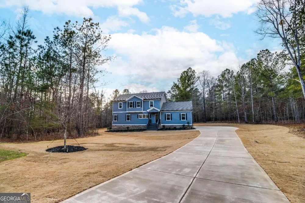 1021 Pointe S Tignall, GA 30668