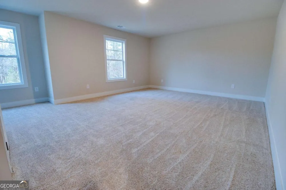 1021 Pointe S Tignall, GA 30668