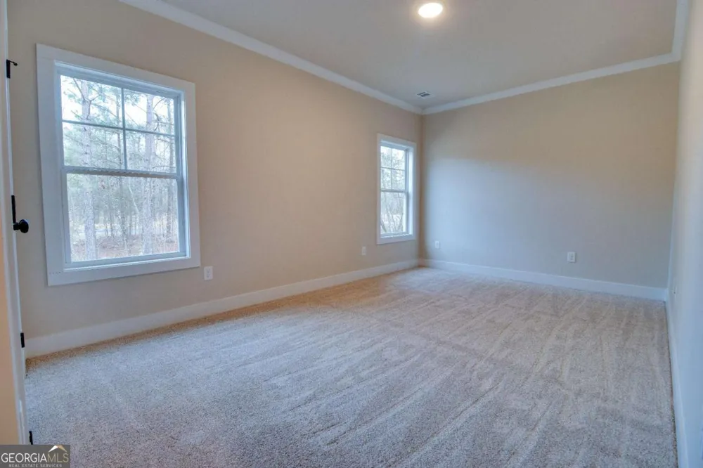 1021 Pointe S Tignall, GA 30668