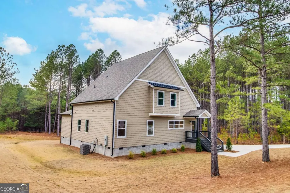 1192 Sunset Cove Tignall, GA 30668