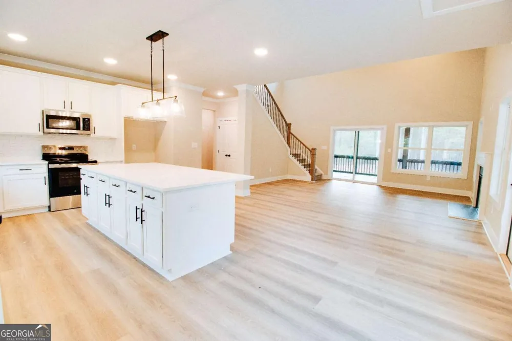 1192 Sunset Cove Tignall, GA 30668