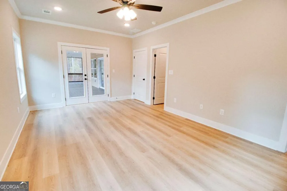 1192 Sunset Cove Tignall, GA 30668