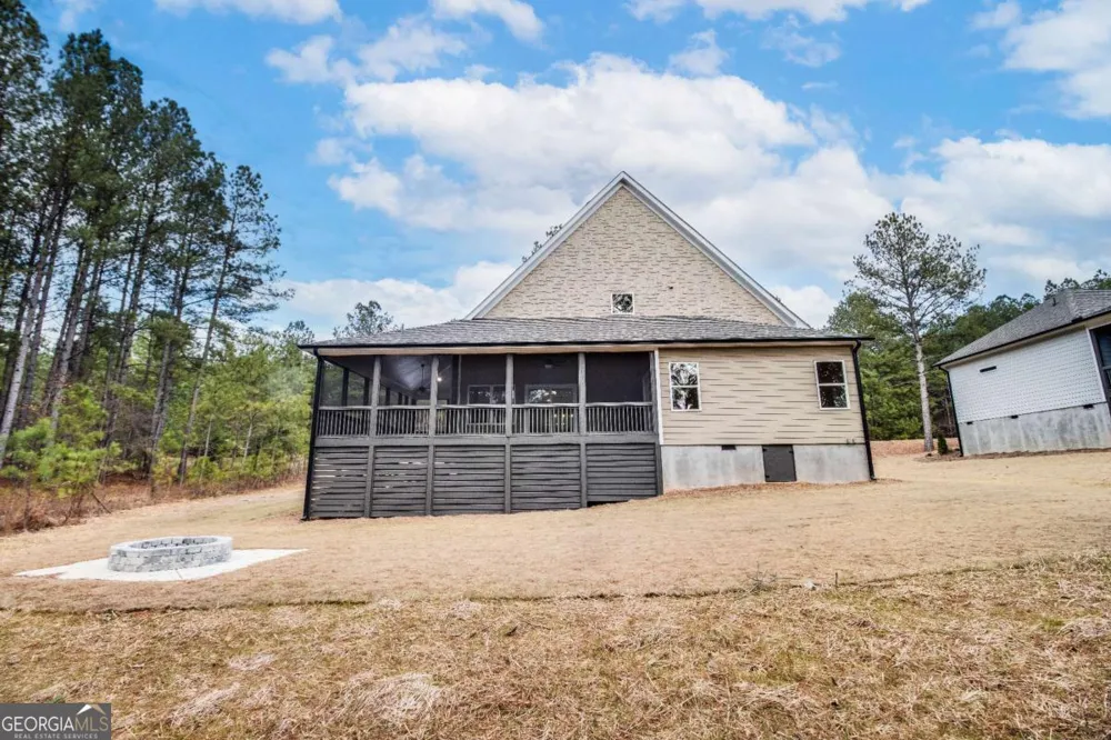 1192 Sunset Cove Tignall, GA 30668