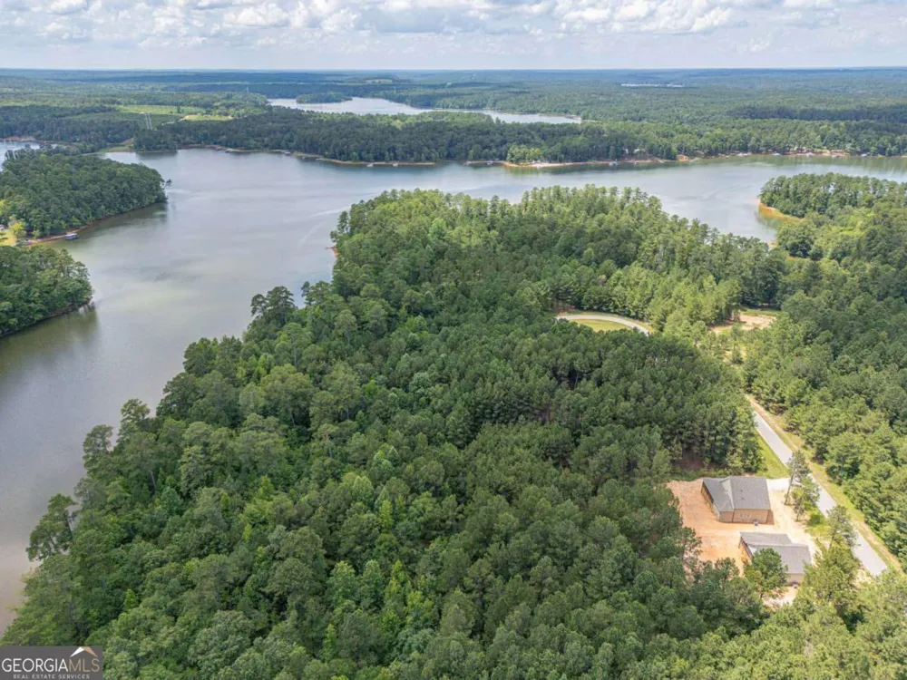 1198 Sunset Cove Tignall, GA 30668