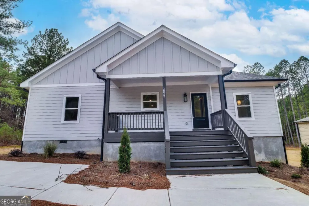1198 Sunset Cove Tignall, GA 30668