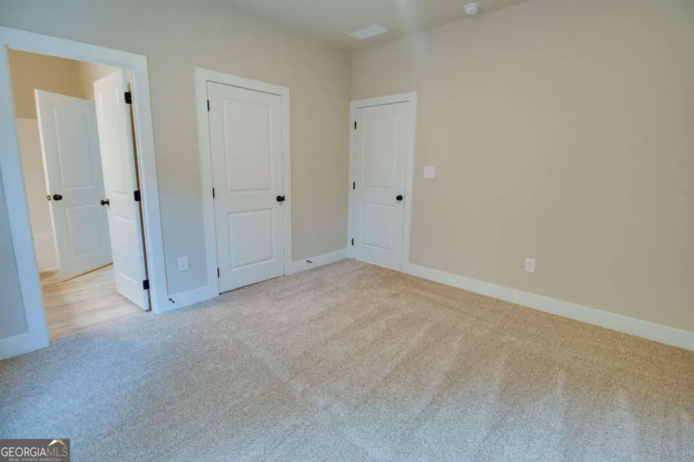1198 Sunset Cove Tignall, GA 30668
