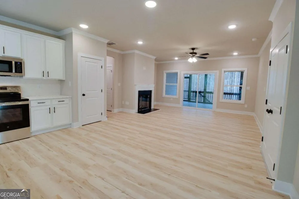 1165 Watersedge Cove Tignall, GA 30668