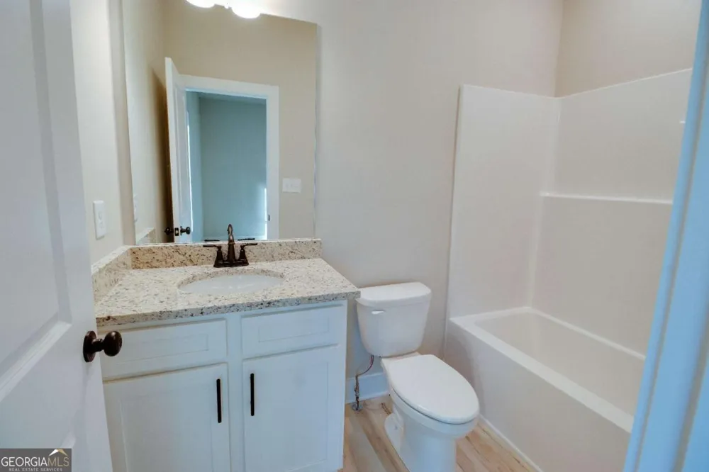 1165 Watersedge Cove Tignall, GA 30668