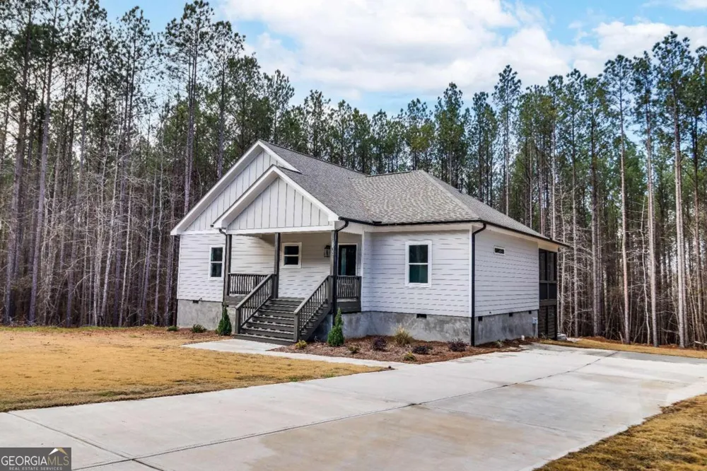 1165 Watersedge Cove Tignall, GA 30668