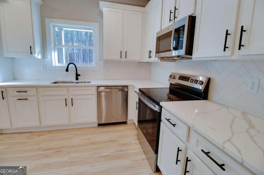 1165 Watersedge Cove Tignall, GA 30668