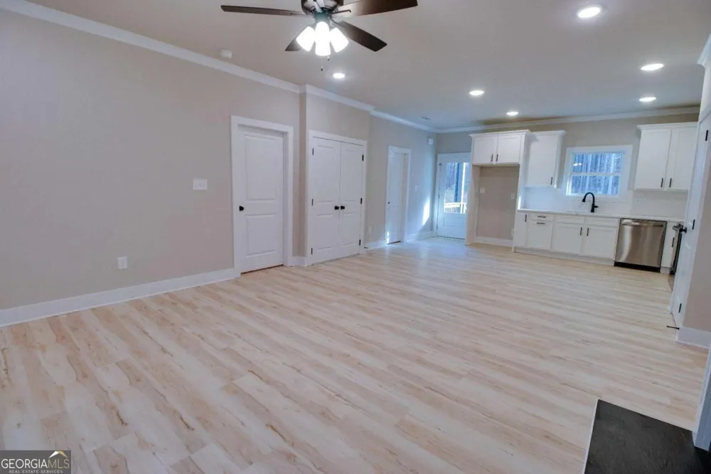 1165 Watersedge Cove Tignall, GA 30668