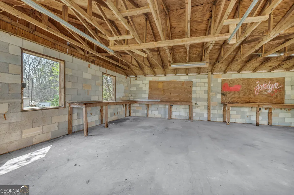 348 Knottywood DR Lavonia, GA 30553