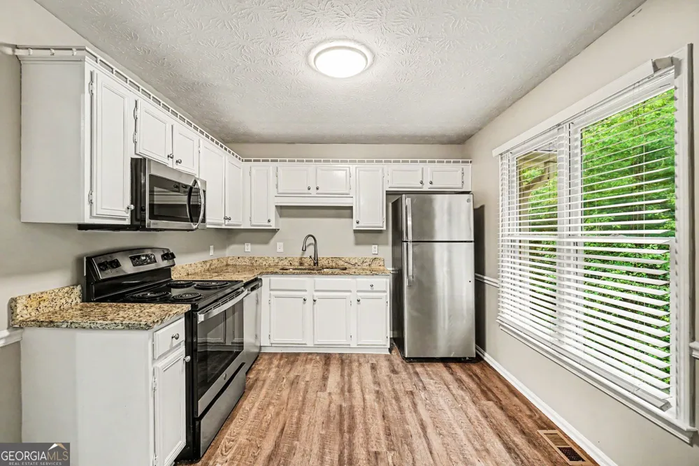 202 Garretts DR Douglasville, GA 30134