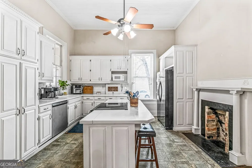 3810 2nd AVE Mansfield, GA 30055
