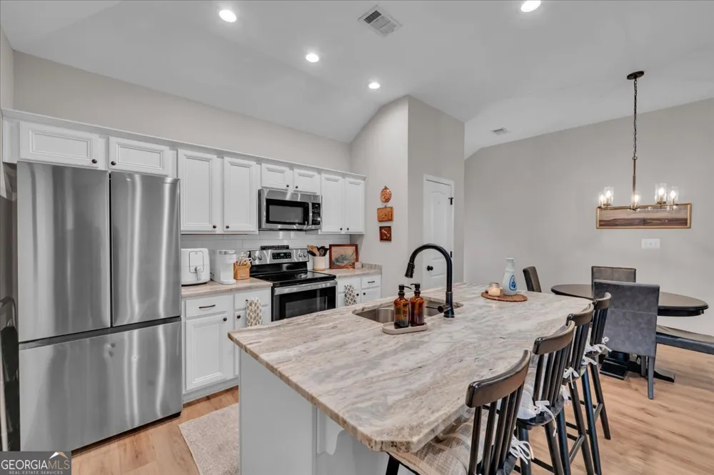 137 Red Tail CIR Byron, GA 31008
