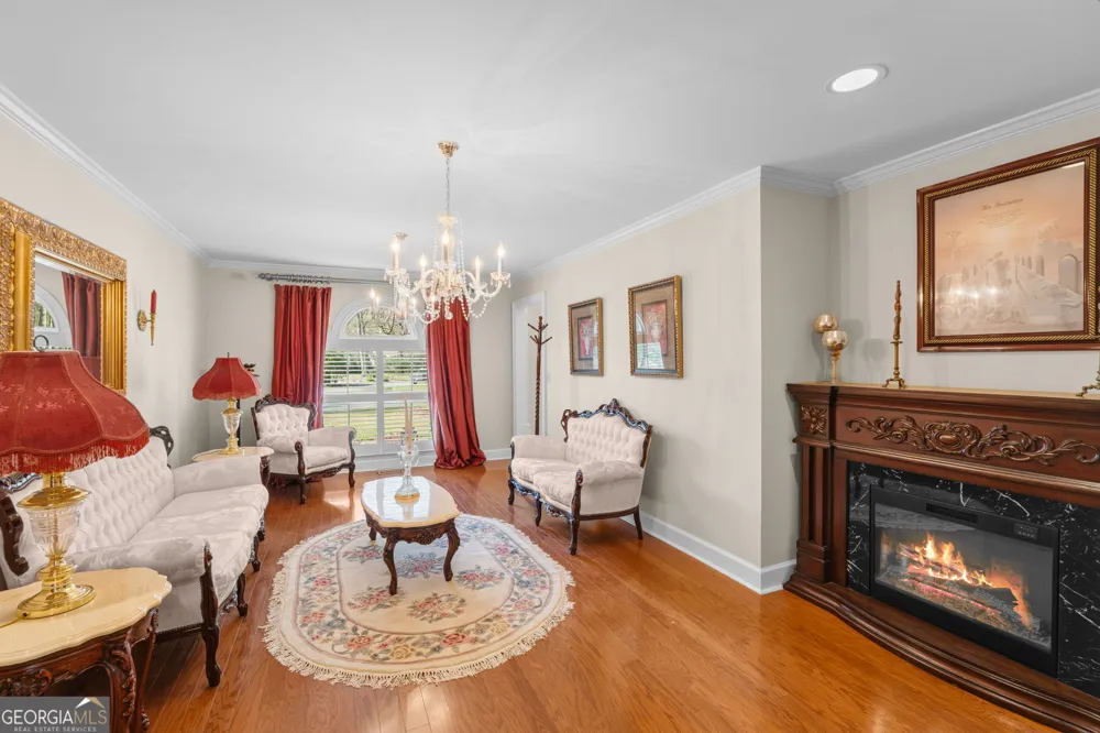 109 Crest Pte Warner Robins, GA 31088
