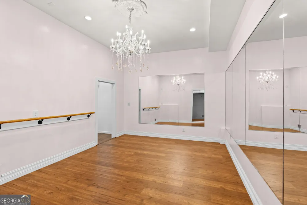 109 Crest Pte Warner Robins, GA 31088