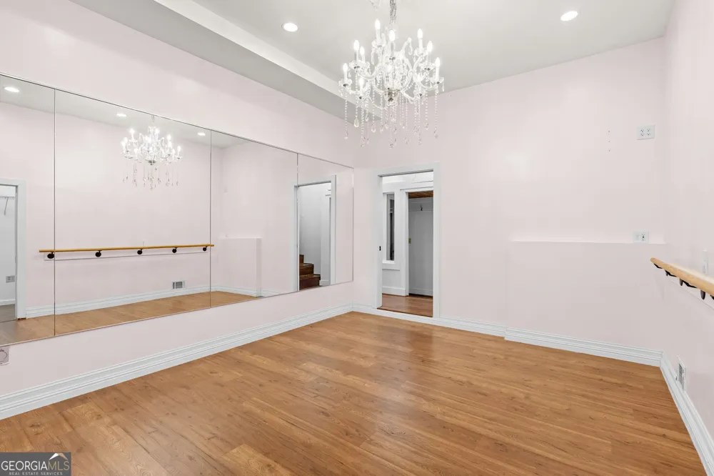 109 Crest Pte Warner Robins, GA 31088