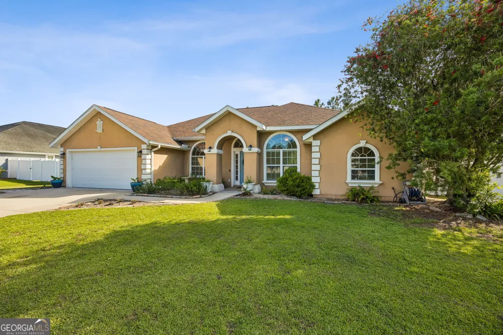 348 Deerwood Village DR Woodbine, GA 31569