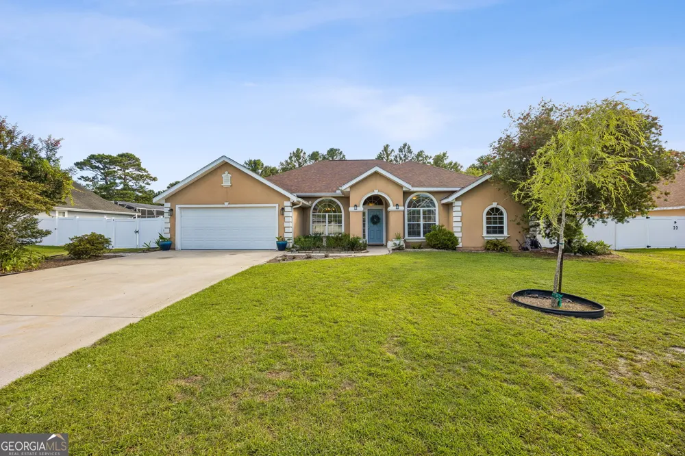 348 Deerwood Village DR Woodbine, GA 31569