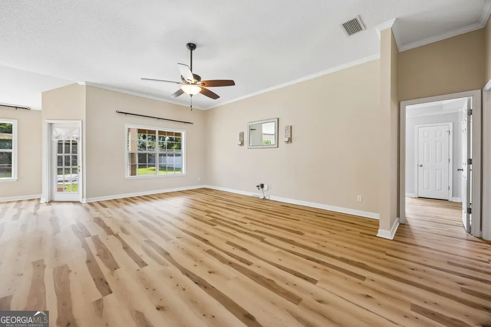 348 Deerwood Village DR Woodbine, GA 31569