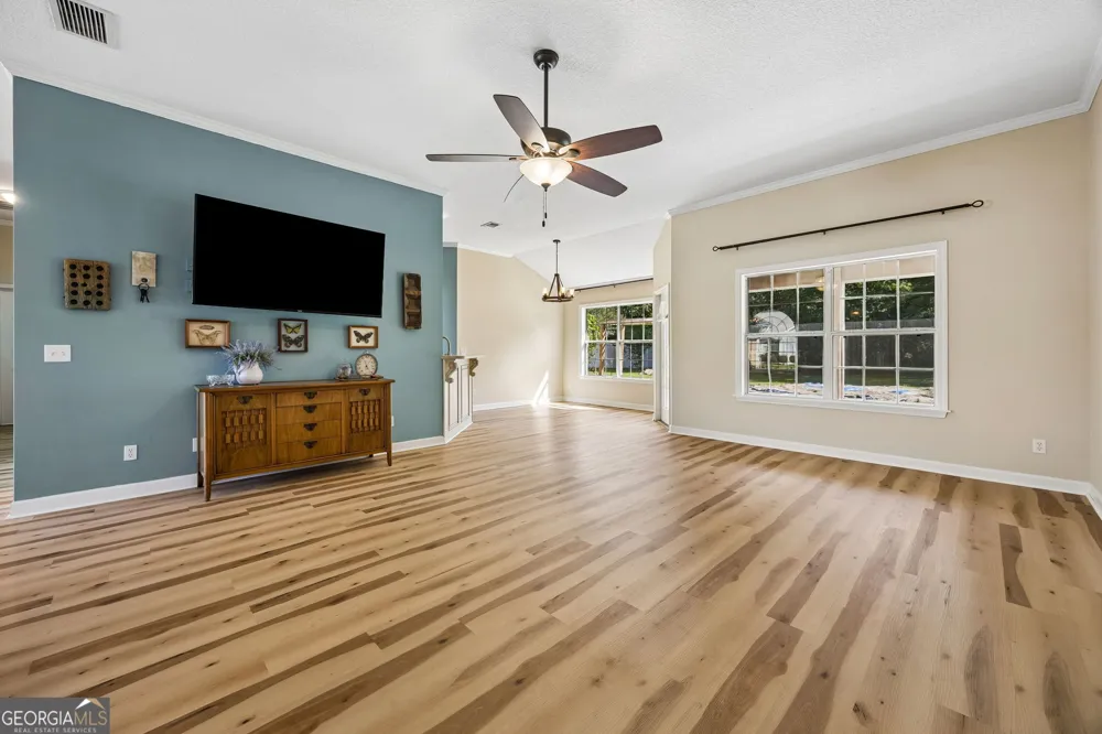 348 Deerwood Village DR Woodbine, GA 31569