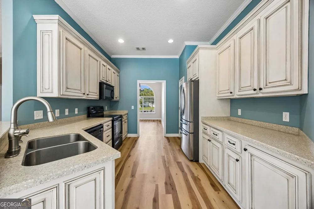348 Deerwood Village DR Woodbine, GA 31569