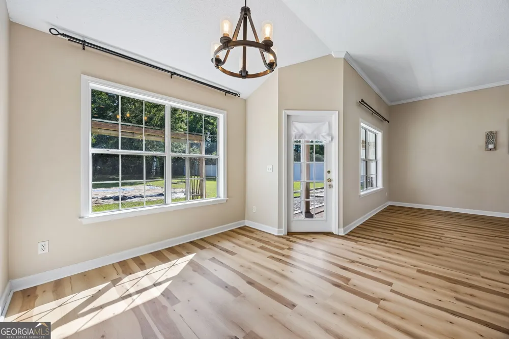 348 Deerwood Village DR Woodbine, GA 31569