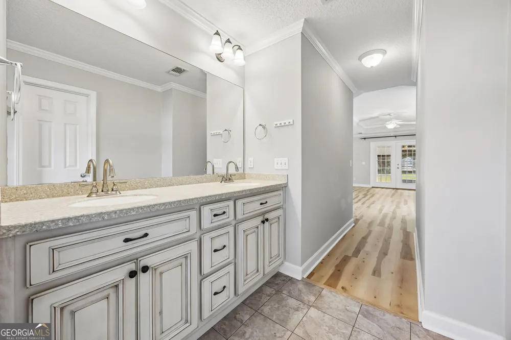 348 Deerwood Village DR Woodbine, GA 31569