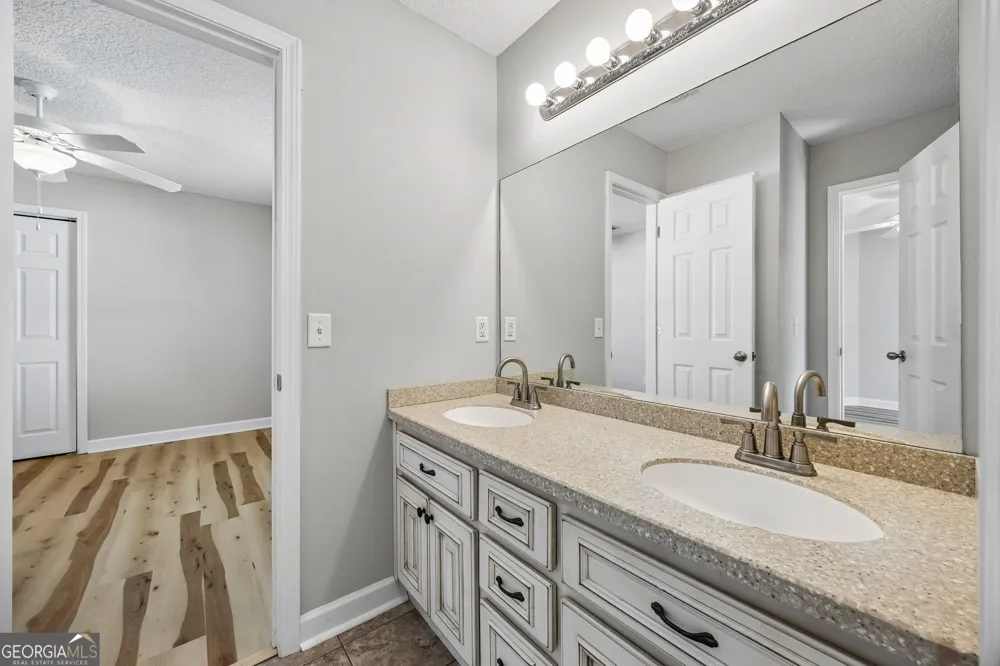 348 Deerwood Village DR Woodbine, GA 31569