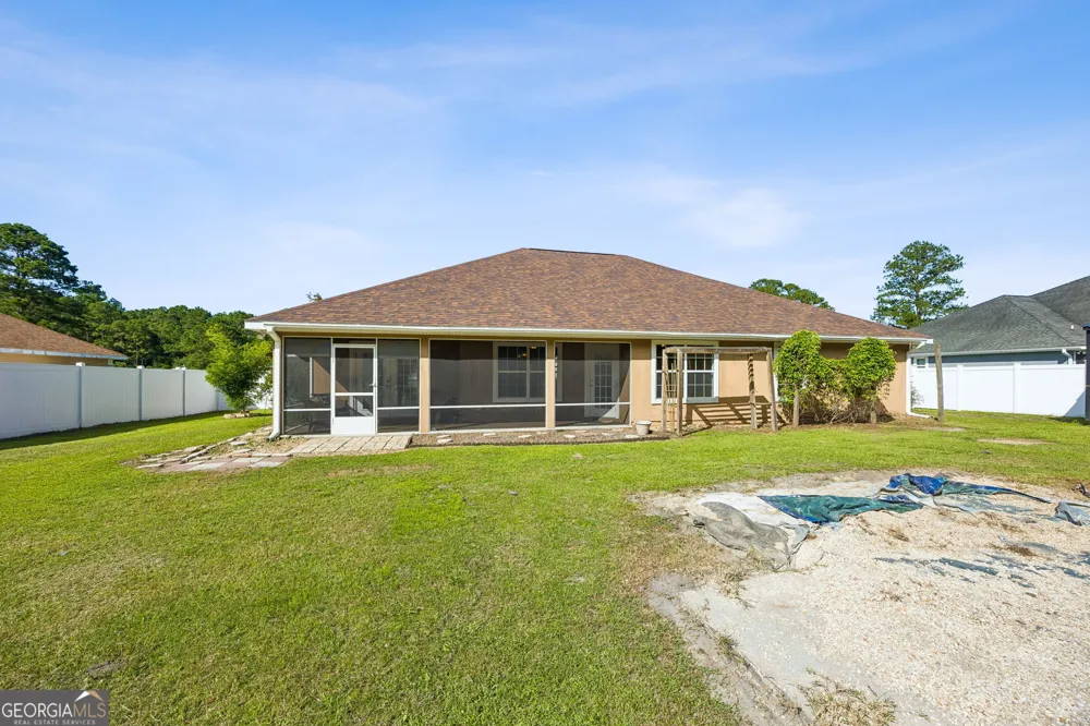 348 Deerwood Village DR Woodbine, GA 31569