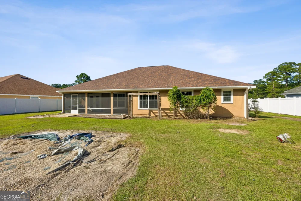 348 Deerwood Village DR Woodbine, GA 31569