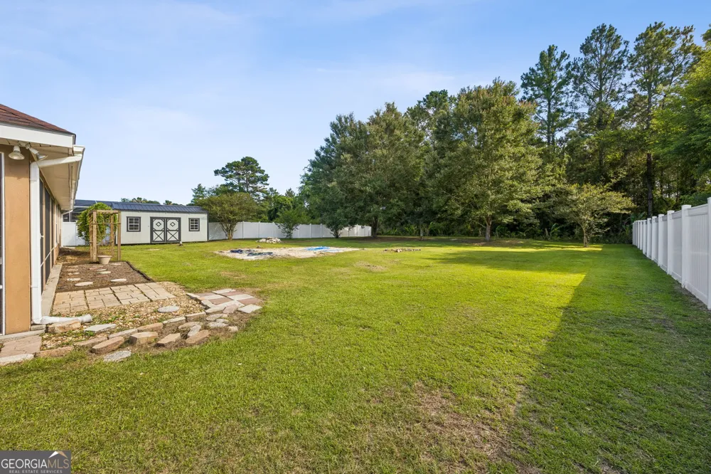 348 Deerwood Village DR Woodbine, GA 31569