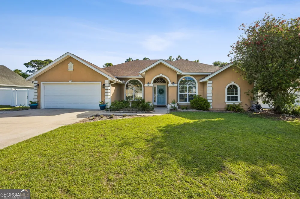 348 Deerwood Village DR Woodbine, GA 31569