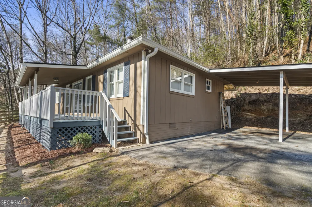 1131 Joe Davis RD Tiger, GA 30576